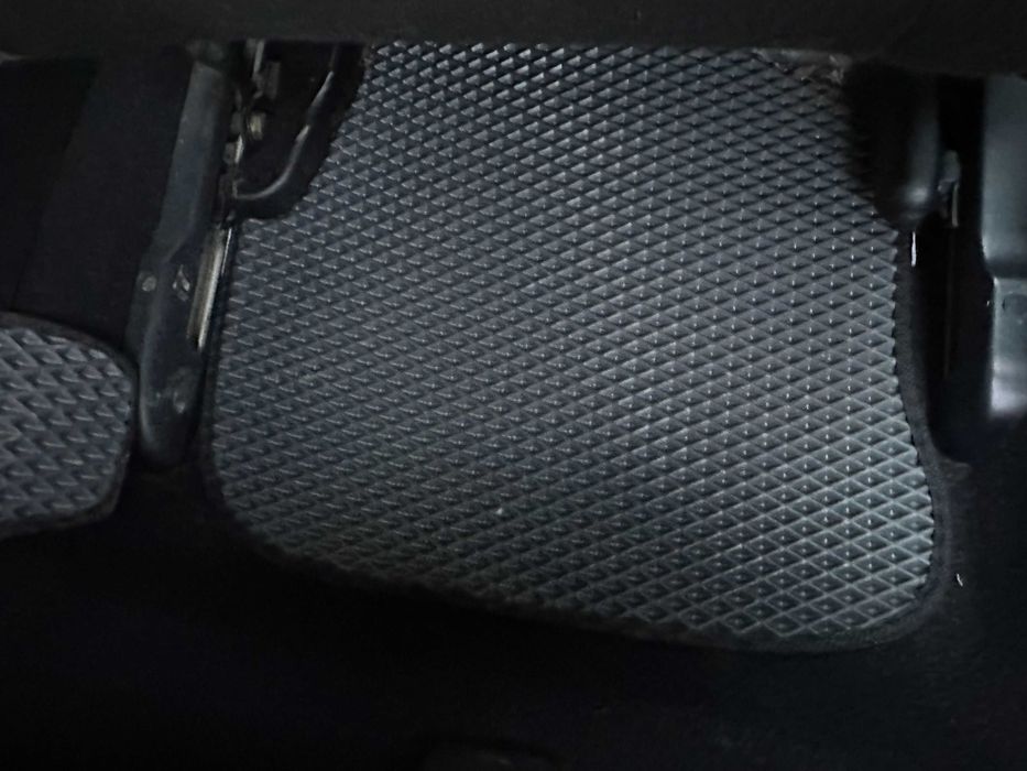 Фольксваген Гольф  1.6 АКПП