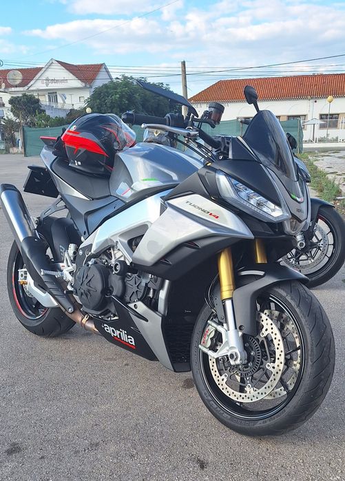 Aprilia Tuono V4 1100