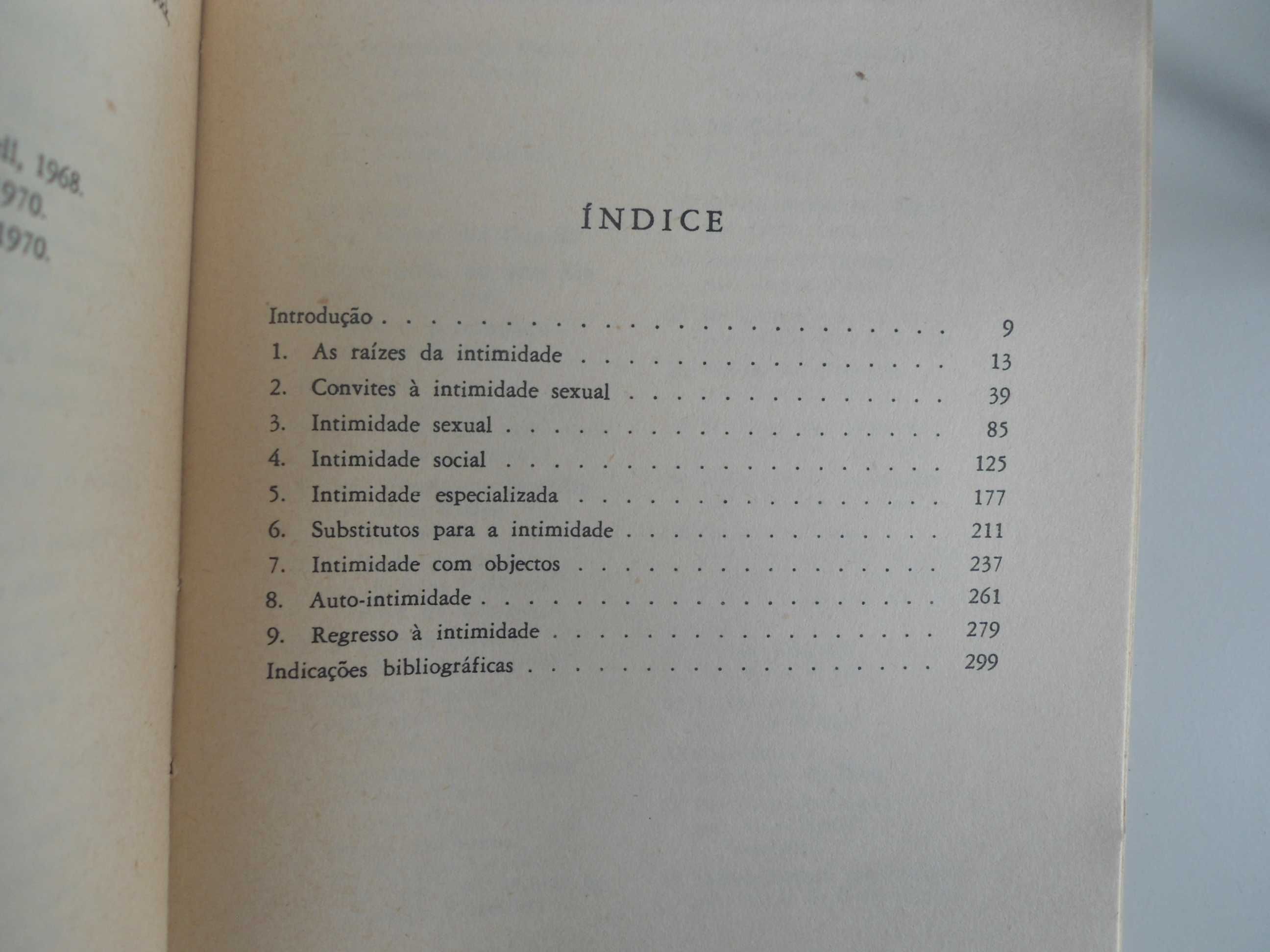 O Casal a Nú por Desmond Morris