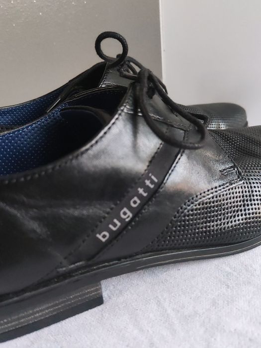 Eleganckie męskie półbuty skórzane Bugatti – rozmiar 43