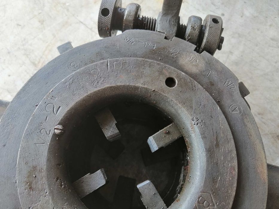 Клупп різьбовий 1/2-1  СССР