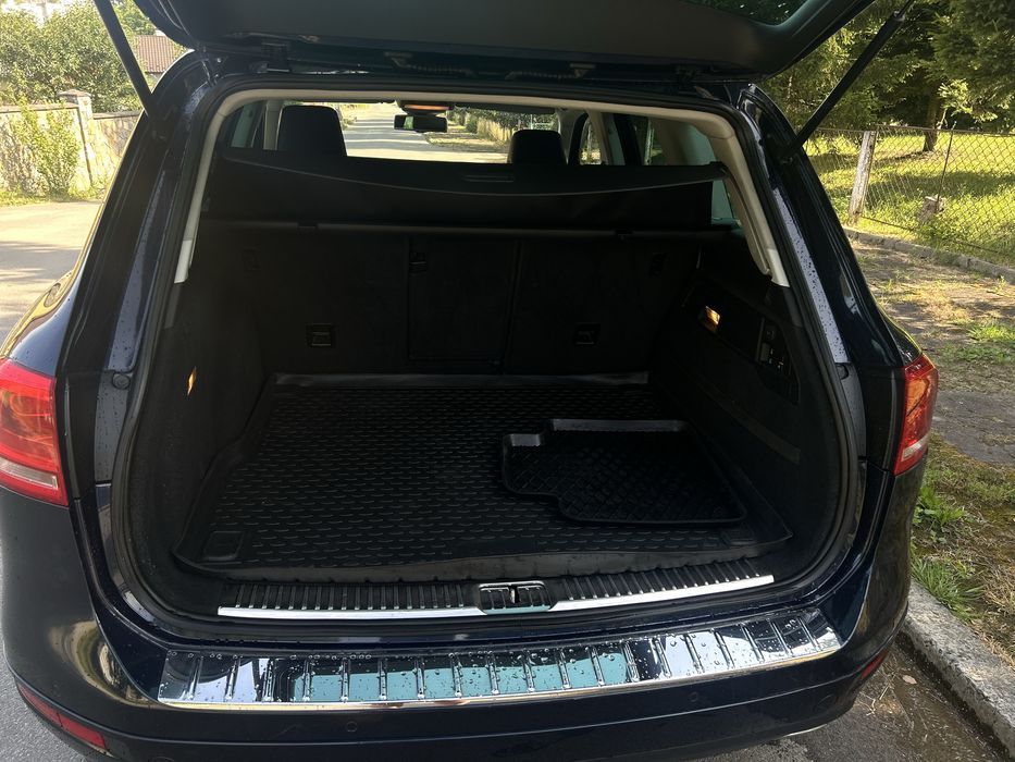 Продам Volkswagen Touareg 2013 р ЄВРОПА 3.0 Дизель 245 к/с