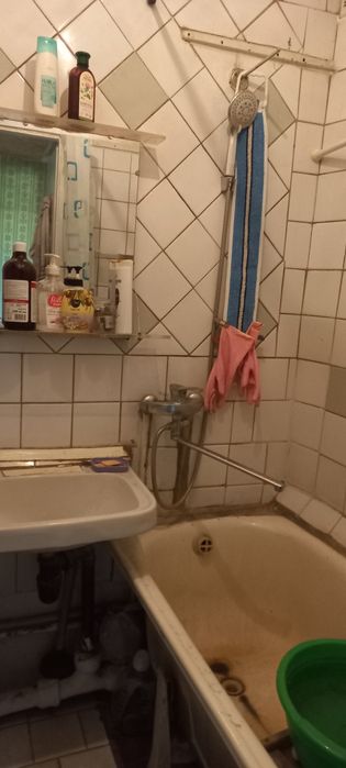 Продам 3комн.   квартиру в центре Чугуева.