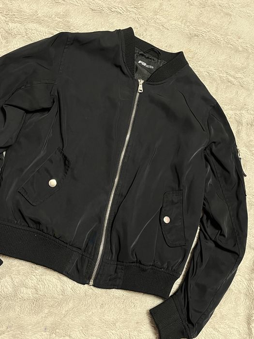 Бомбер жіночий newyorker