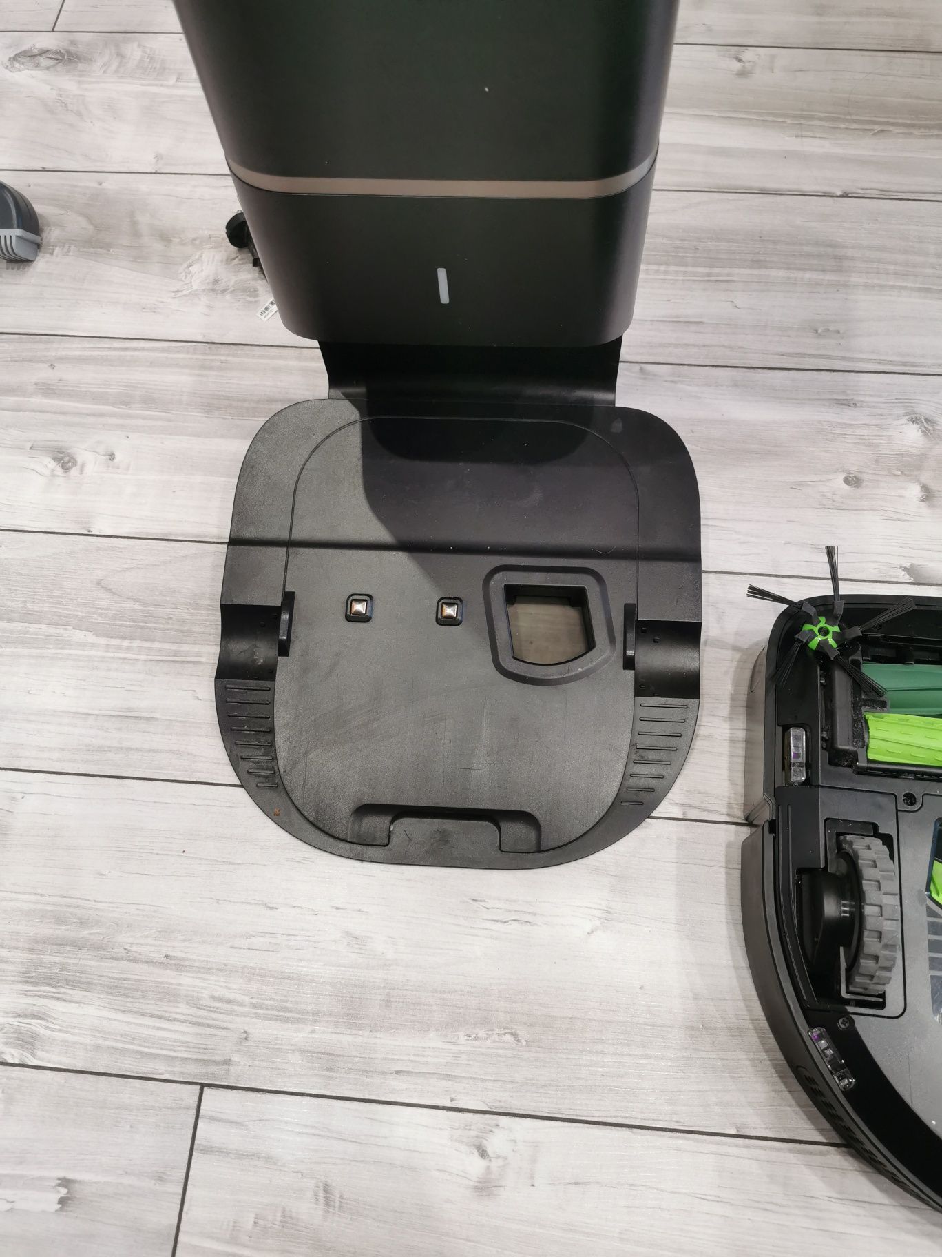 iRobot Roomba s9+ plus odkurzacz stacja clean Base jak NOWY gwarancja