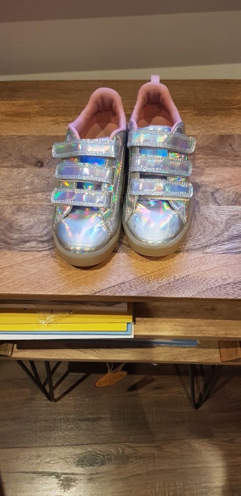 Świecące buty rozm 31