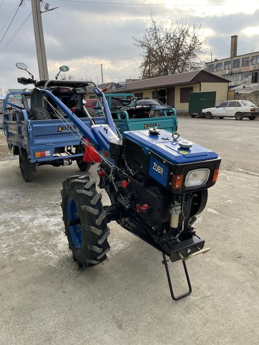 Доставка безкоштовна Мотоблок Zubr 8кс