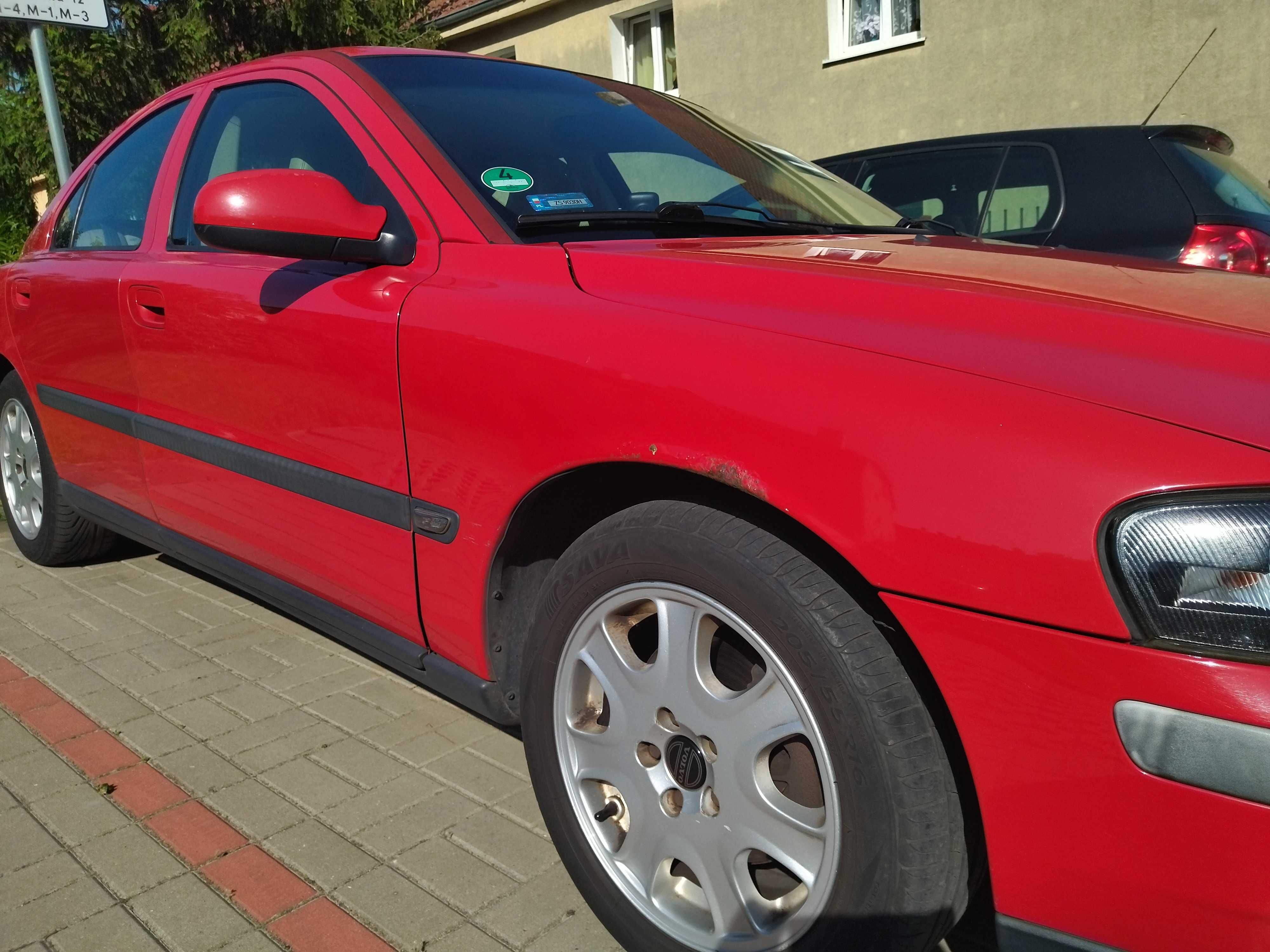 Volvo S60 2.4 benzyna automat 2001 rok polski salon (tylko sprzedaż)