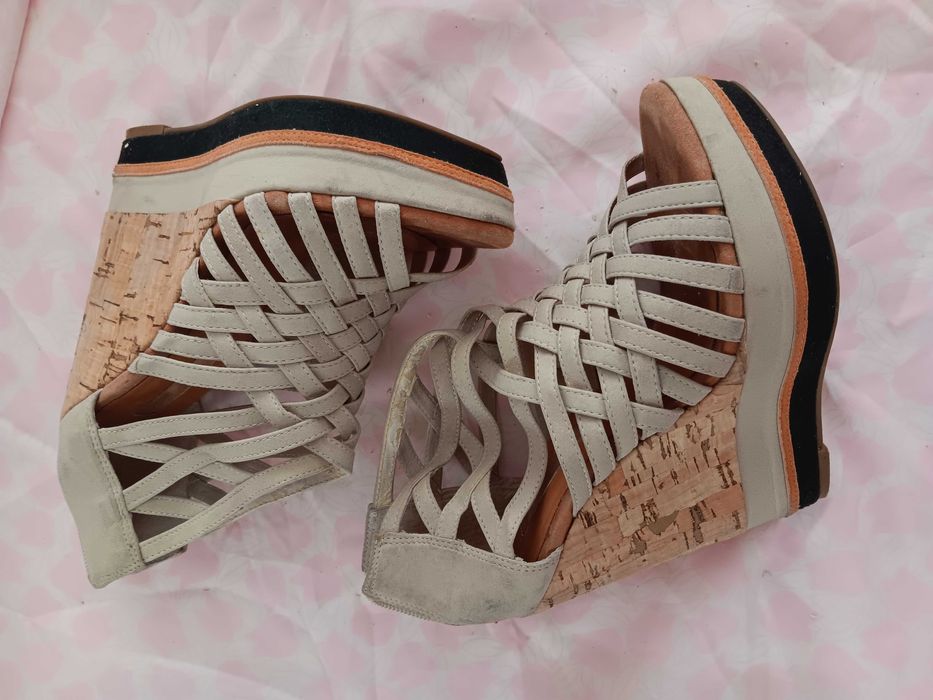 Sandálias de cunha em cortiça Cubanas