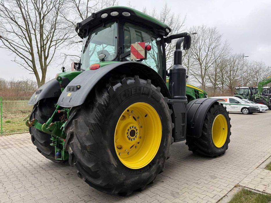 Трактор JOHN DEERE 8370R 2017 рік, 3100 мото/год
