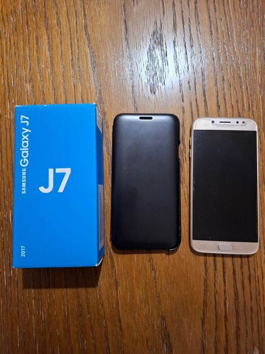 Samsung Galaxy J7 (2017)