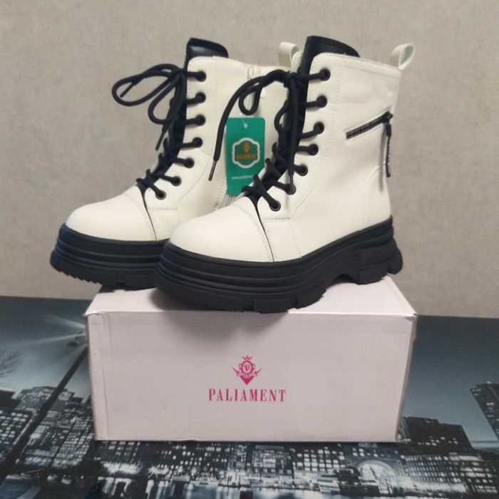 Дитячі зимові черевики на овчині