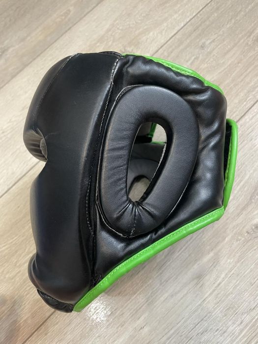 Продам шлем(шолом) для бокса