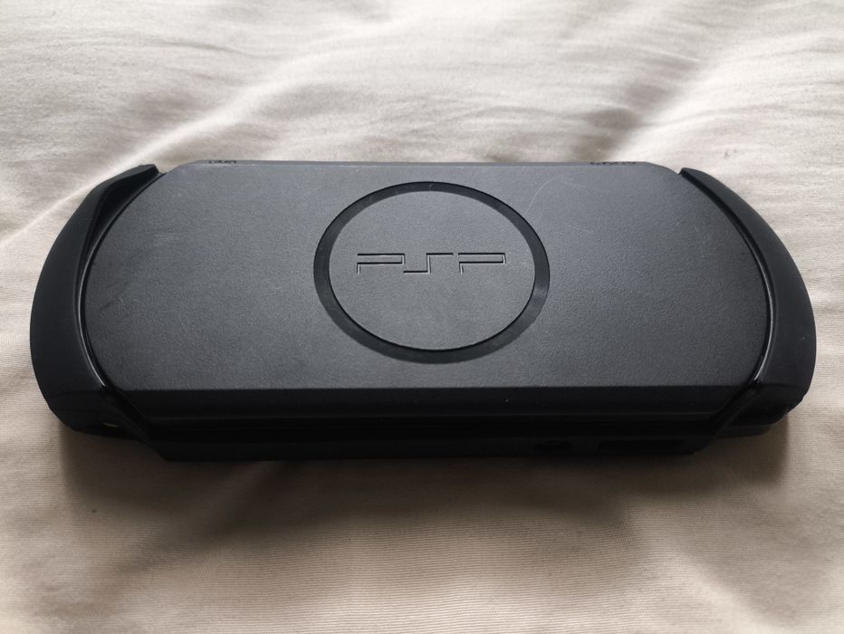 Capa de proteção em silicone (PSP E - 1004/Street)