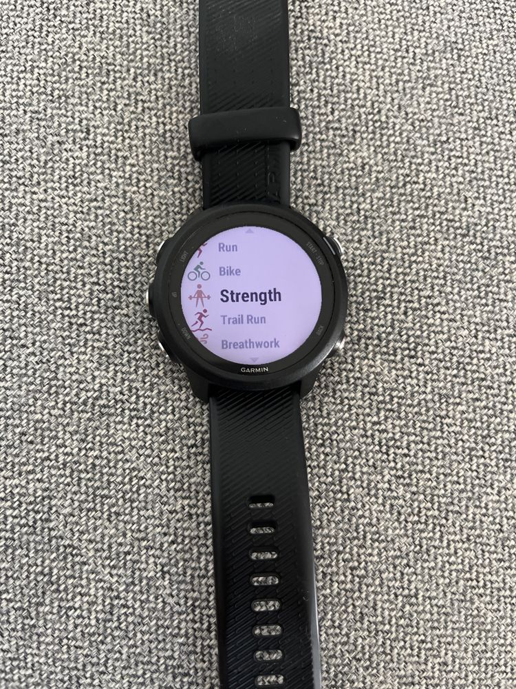 Garmin Forerunner 245