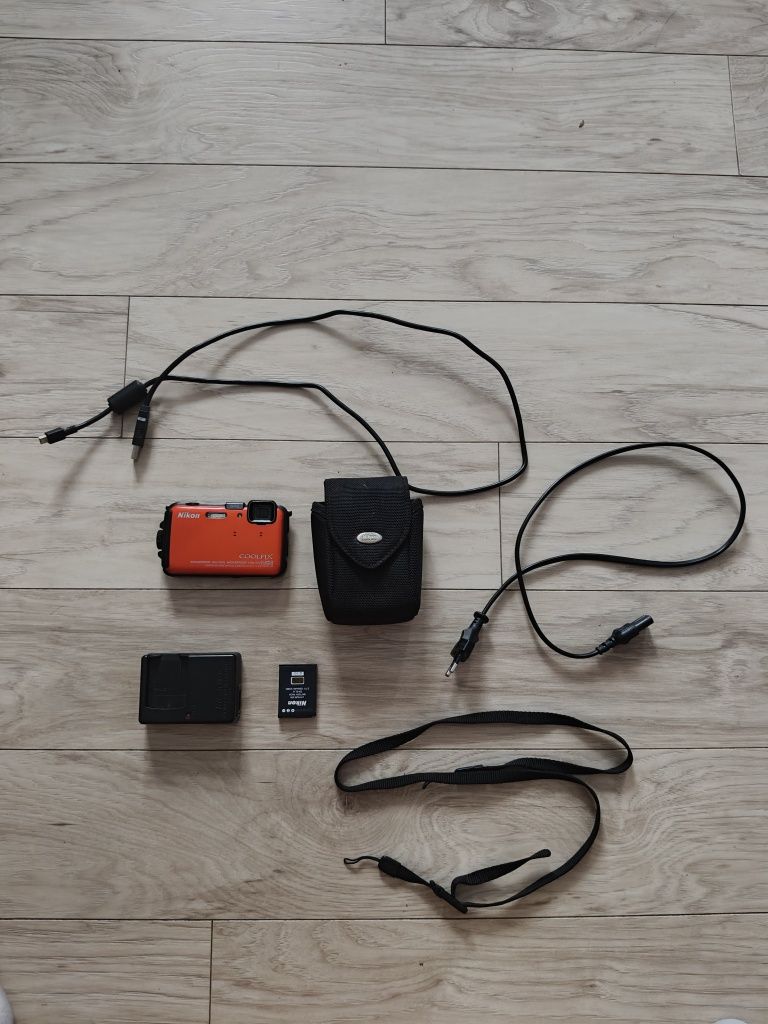 Aparat Nikon Coolpix tryb zdjęć podwodnych wodoszczelny