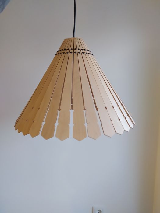 Candeeiro madeira teto