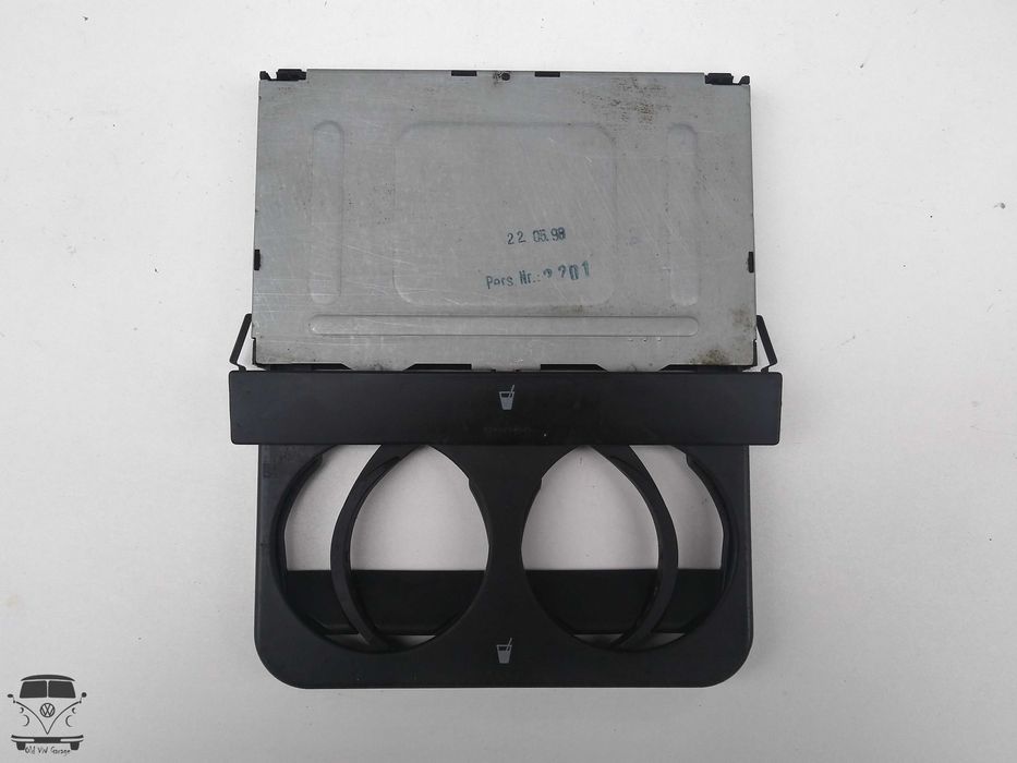 Подстаканник Гольф 4 Бора Шкода Октавия Тур