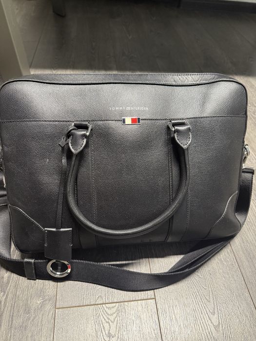 Сумка для ноутбука Business Leather Slim Comp Bag AM0AM06462, черная