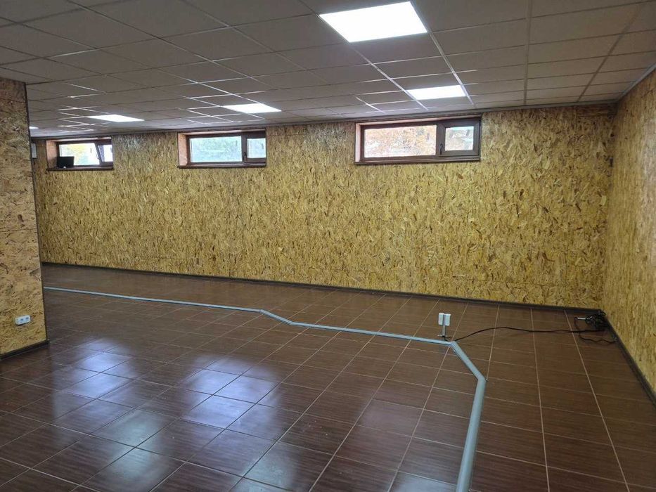 Оренда приміщення в смт. Варва (Власник)