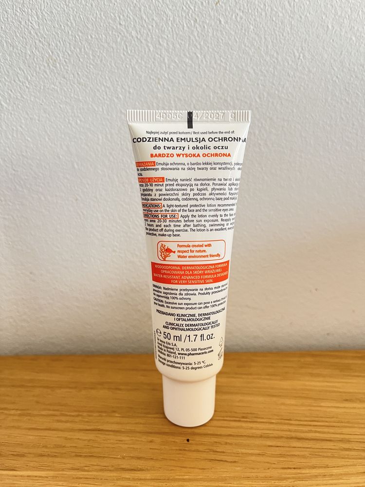 Pharmaceris S emulsja ochronna do twarzy dekoltu spf 50 kwas hial