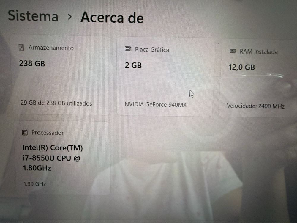 Portátil HP 15,6” – Intel i7, 12GB RAM, SSD, NVIDIA – Excelente estado