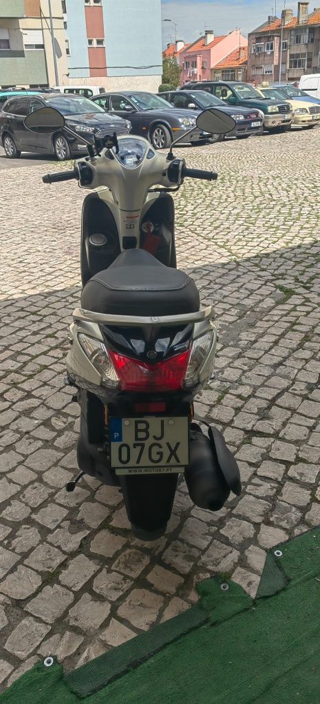 Vendo mota semi nova yamaha D"ELIGHT 2024
