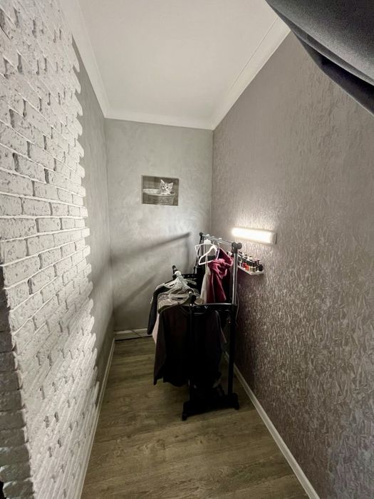 Продам 3-кімнатну квартиру з автономним опаленням і ремонтом