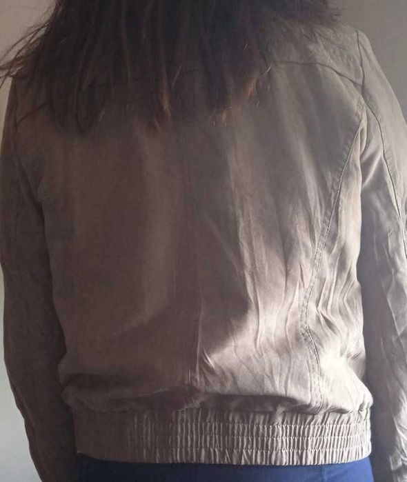 Blusão, cor verde tropa, tamanho L