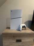 Sprzedam ps5 slim digital