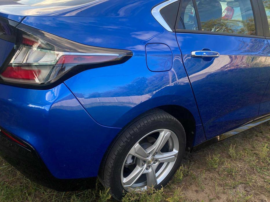 Продам Chevrolet Volt 2017