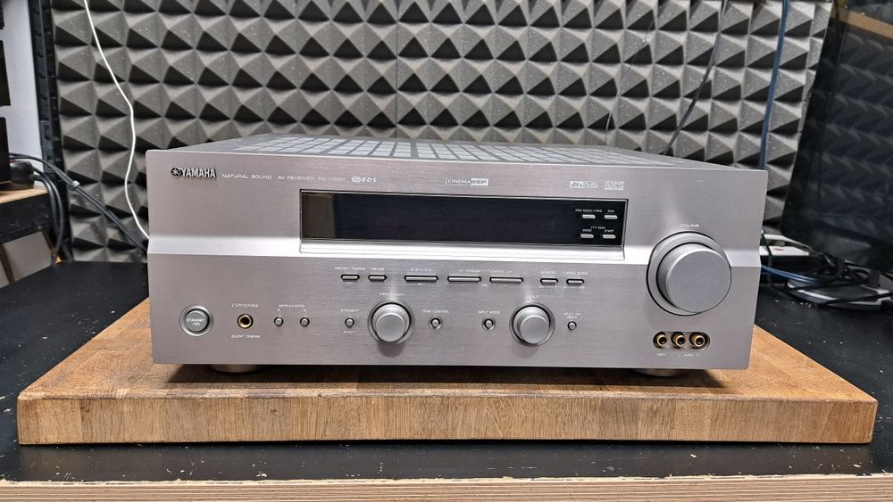 Amplituner Yamaha RX-V550