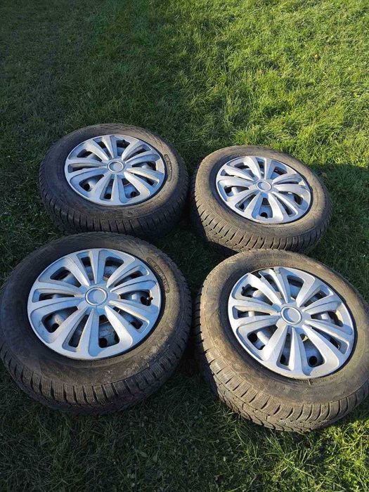 Зимові колеса uniroyal 195/65 R15 з стальними дисками
