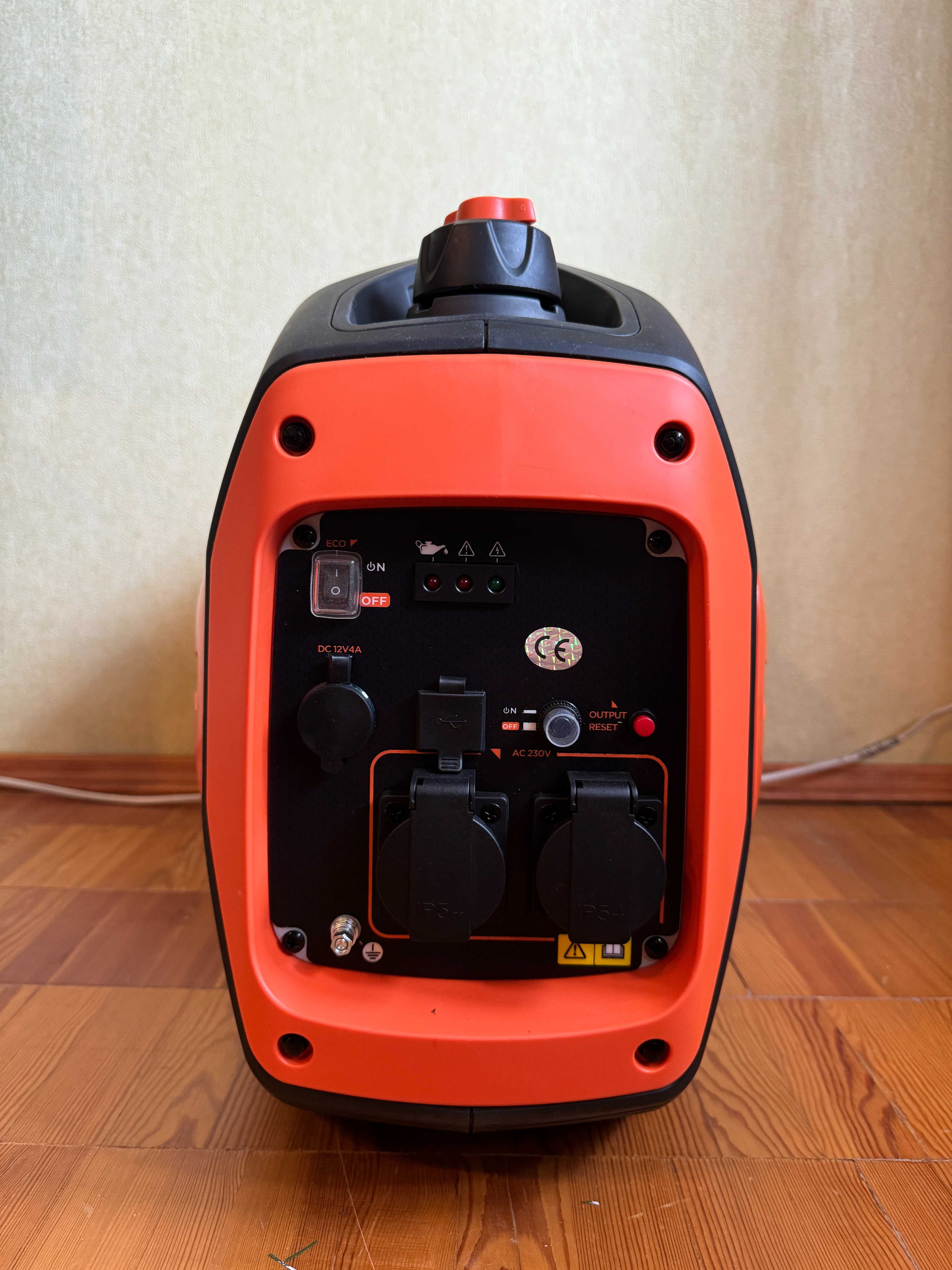 Інверторний бензиновий генератор Black+Decker BXGNi2200E Б\У