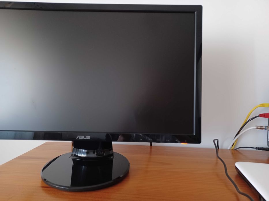 Monitor Asus 21,5"