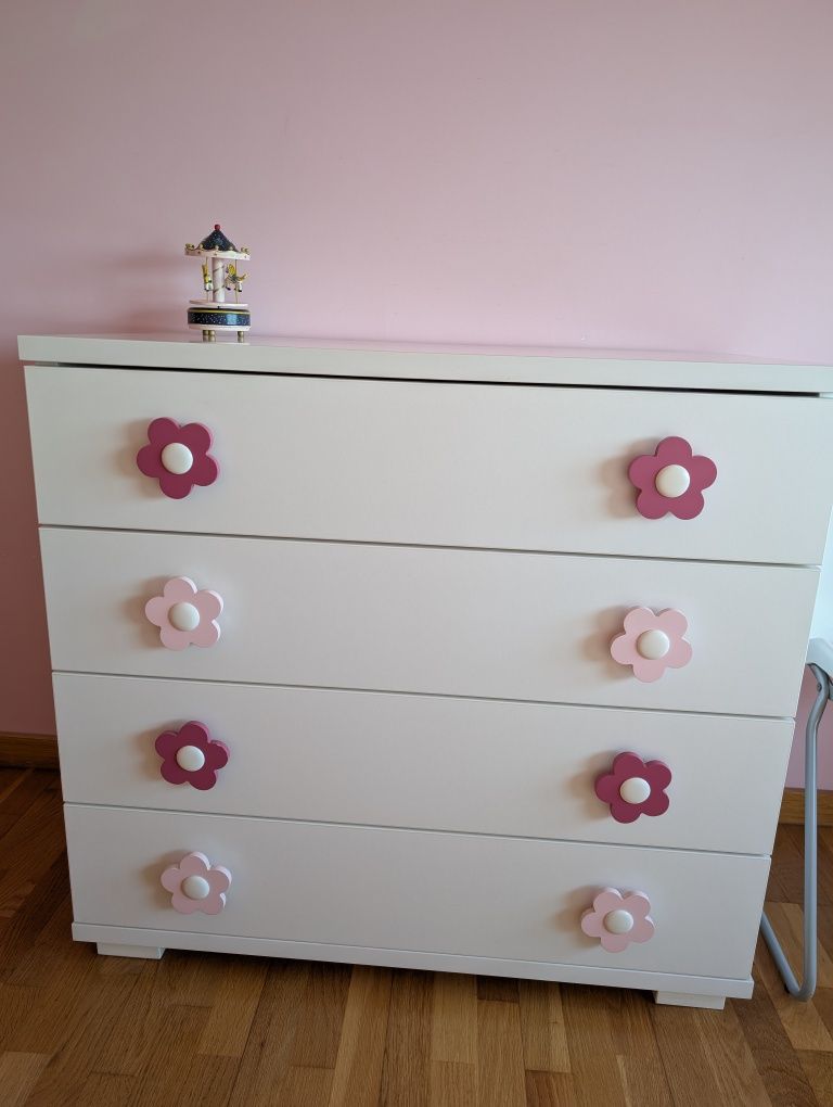 Cómoda para quarto de criança
