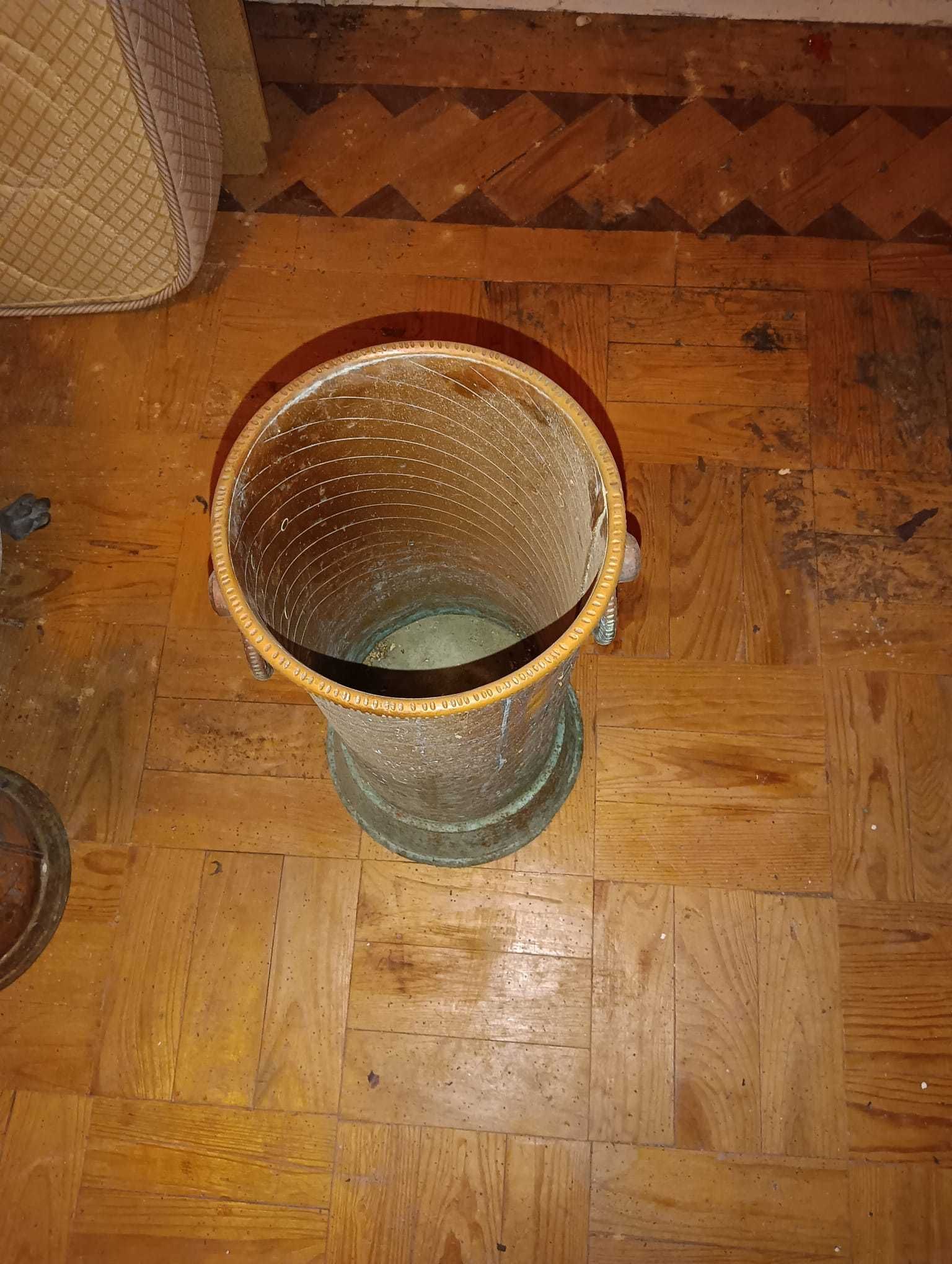 Suporte para guarda chuva em cobre
