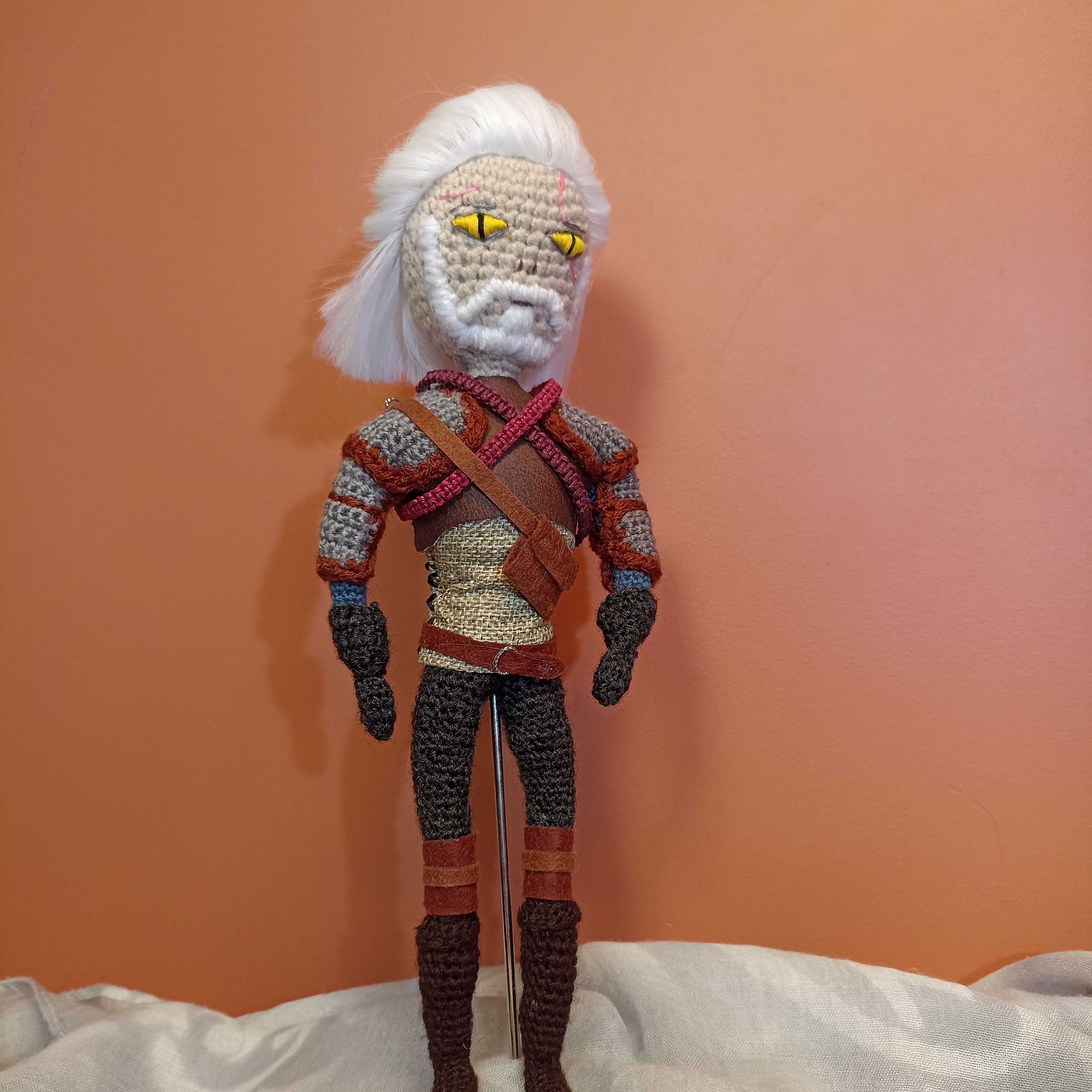 Przytulanka lalka, rękodzieło, handmade Wiedźmin Geralt