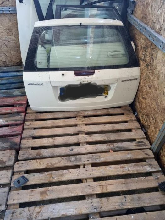 tampa da mala Chevrolet Nubira 2009 carrinha