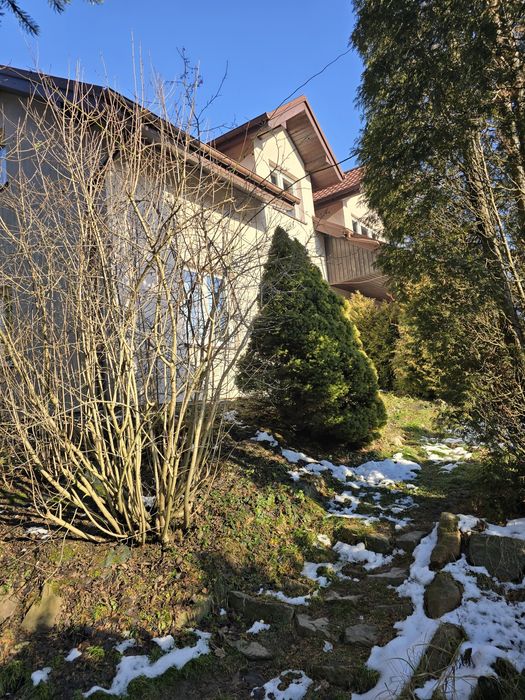 Sprzedam dom na 54-arowej działce.