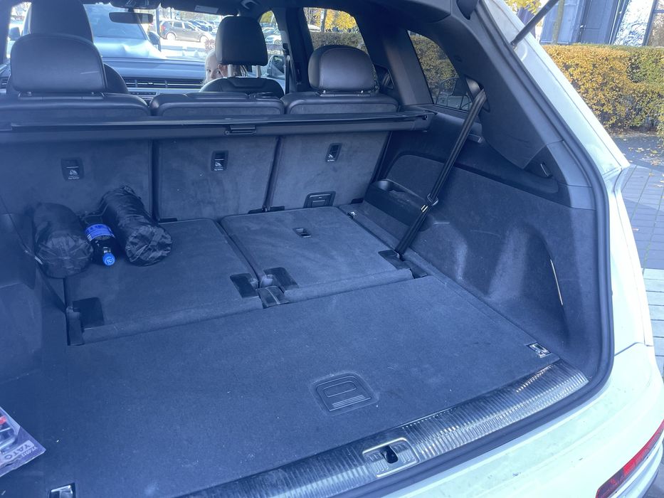 Audi Q7 S-Line 2017року