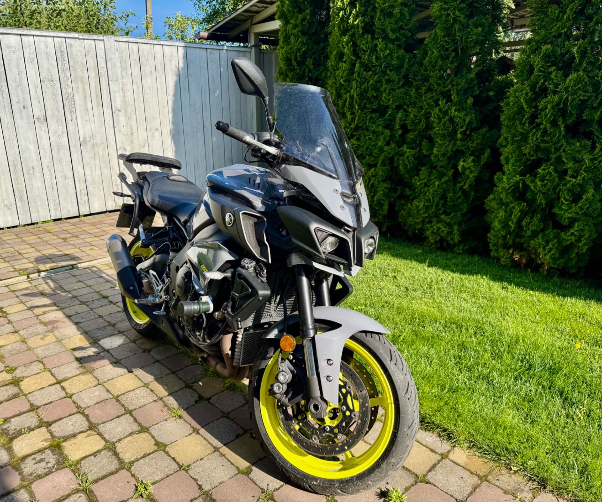 Продам Yamaha MT-10 2016 - Ідеальний стан, один власник!