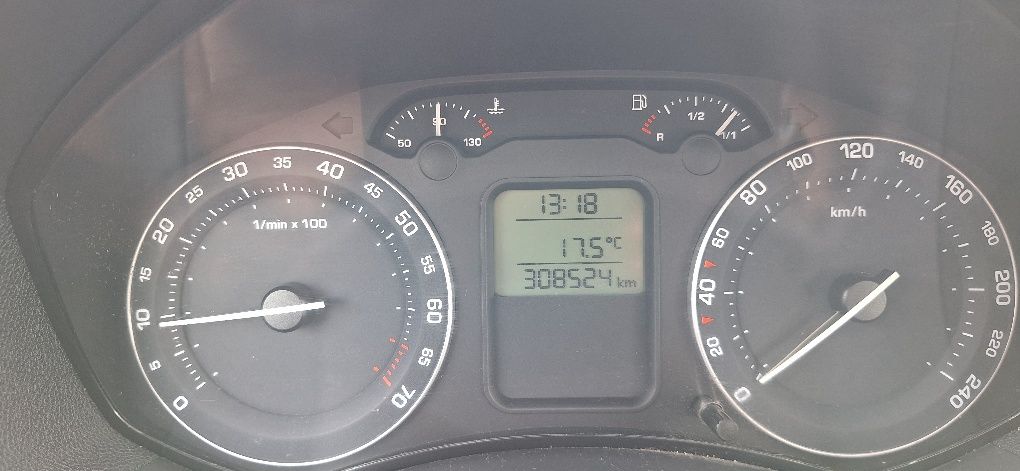 Skoda octavia II 1.6mpi
