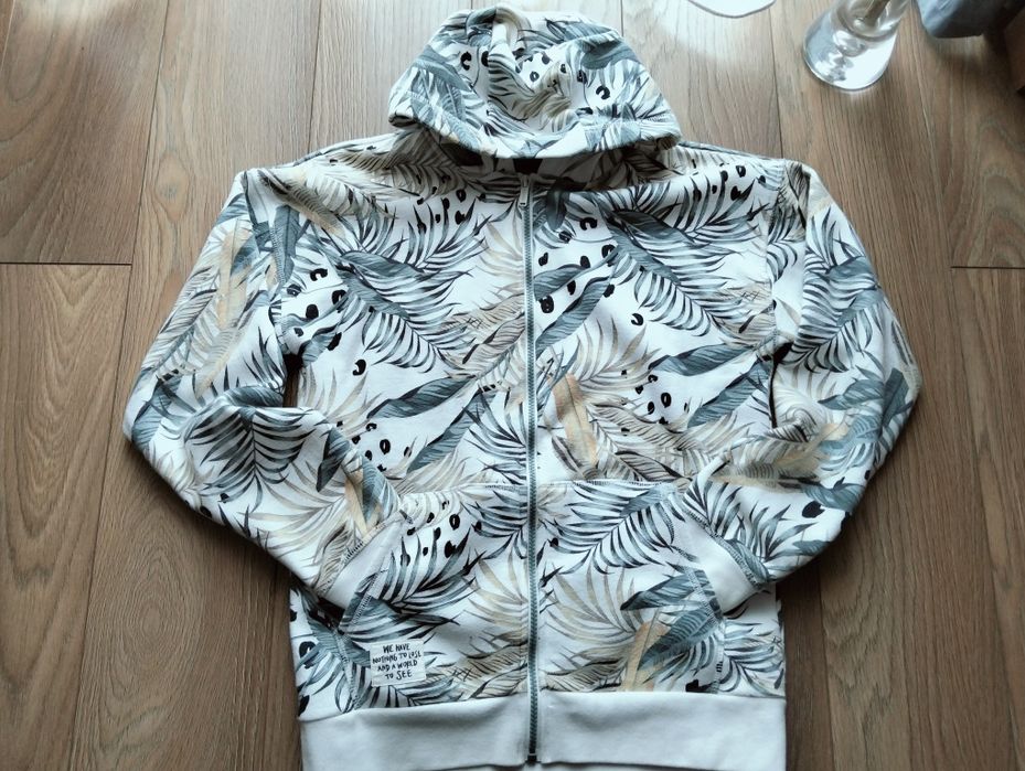Dwie bluzy na 158.Reserved i c&a.