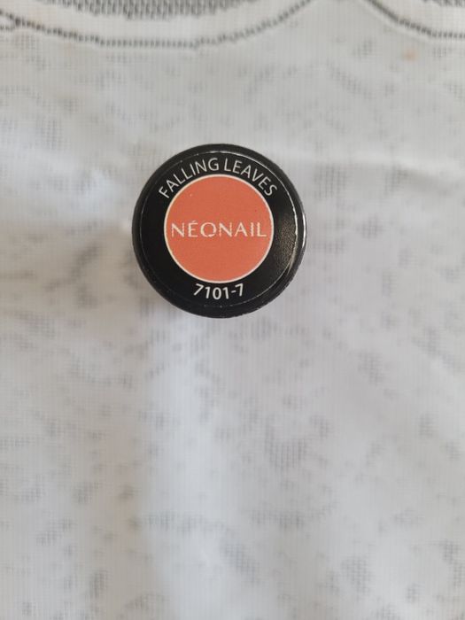 Lakier hybrydowy neonail