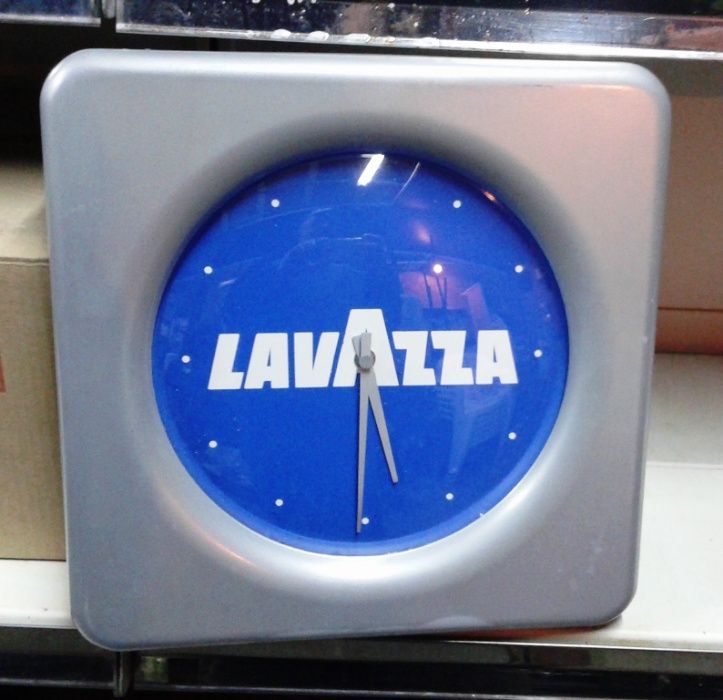 Relógio marca Lavazza