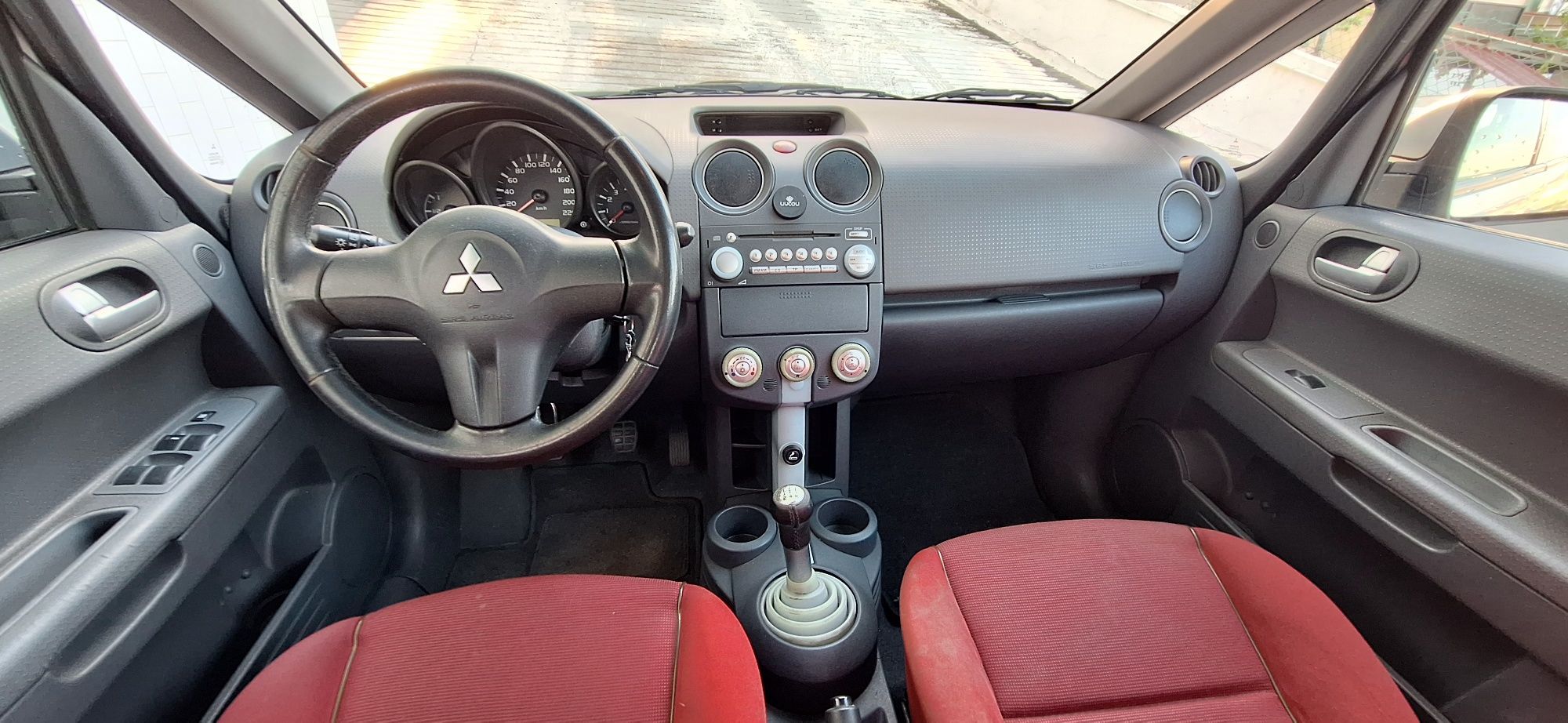 Mitsubishi colt 1.3