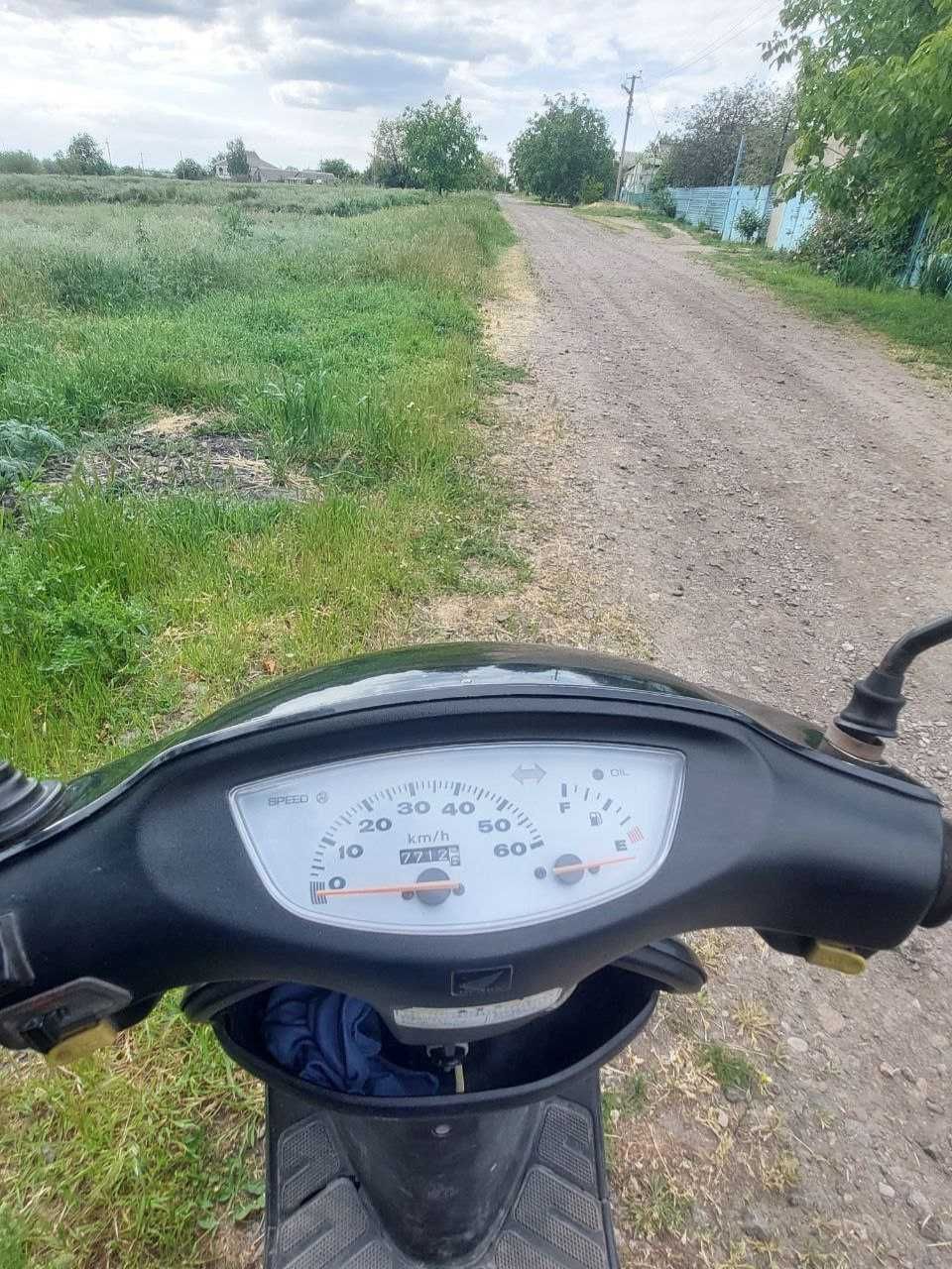 Honda Dio 35 ZX.