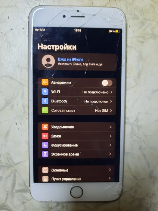 Продам iphone 6s + 16GB