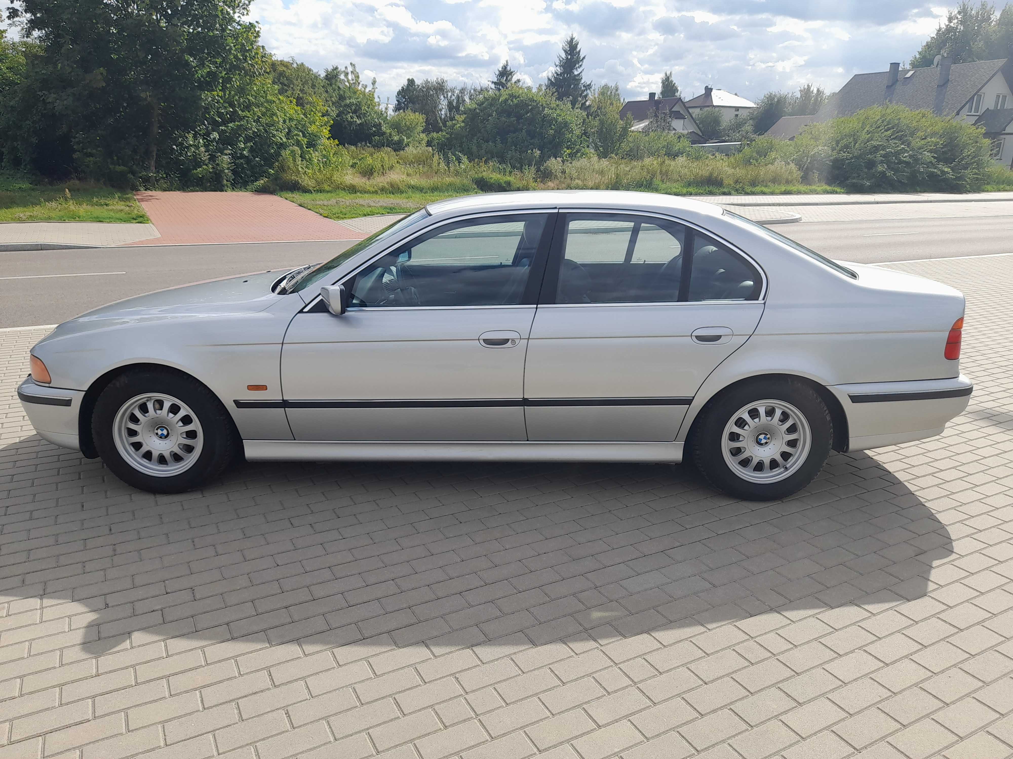 BMW e39 2.0 +LPG 99r